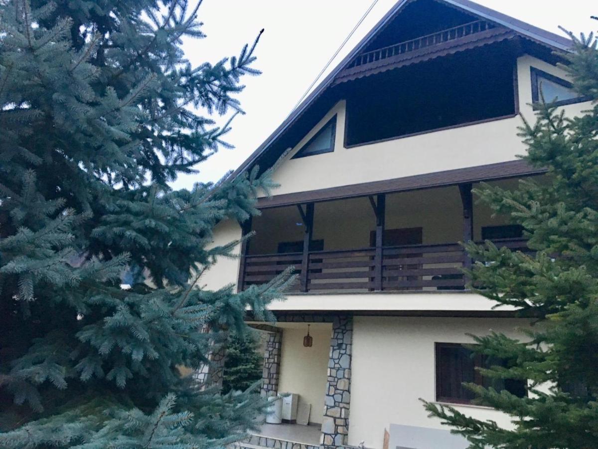 Casa Cris Hotell Durau Eksteriør bilde